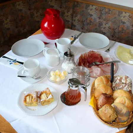 Bed & Breakfast Gruberhof Postal / Burgstall